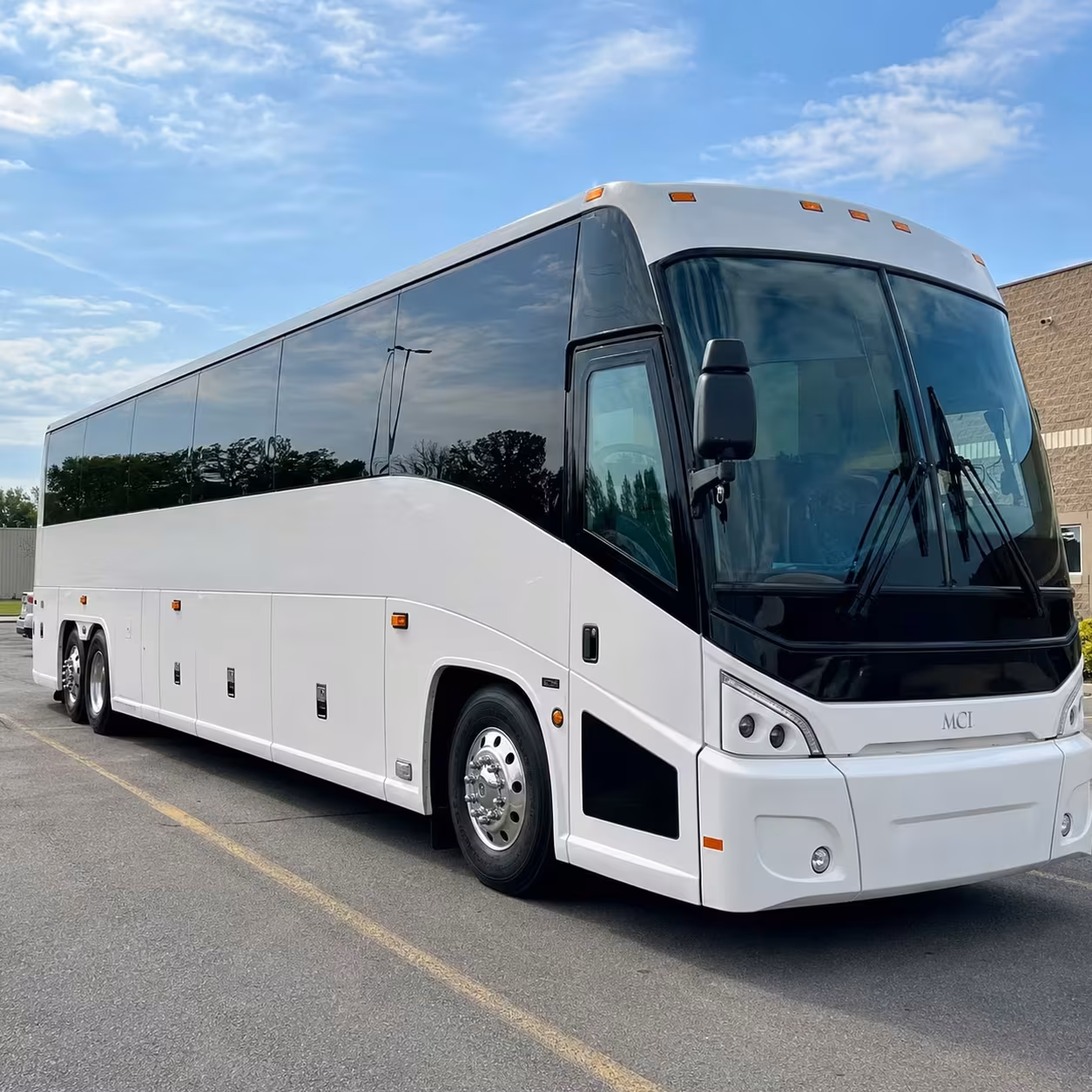 book long distance transportation in lake forest or any city nearby