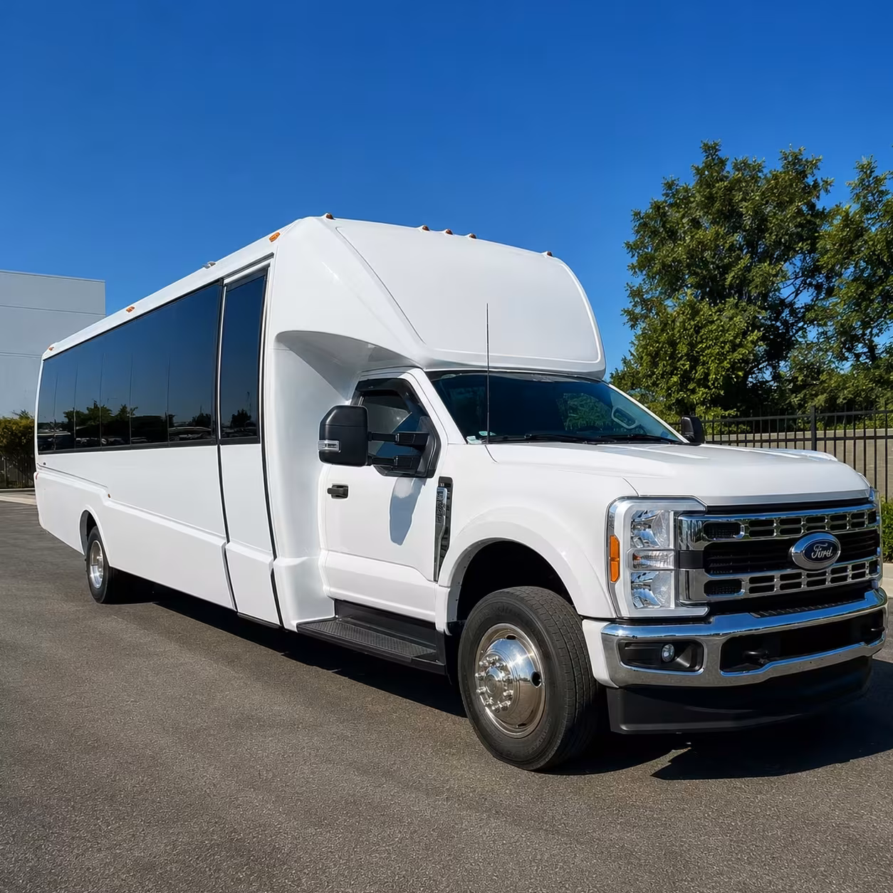 lake forest 18 passenger minibus rental