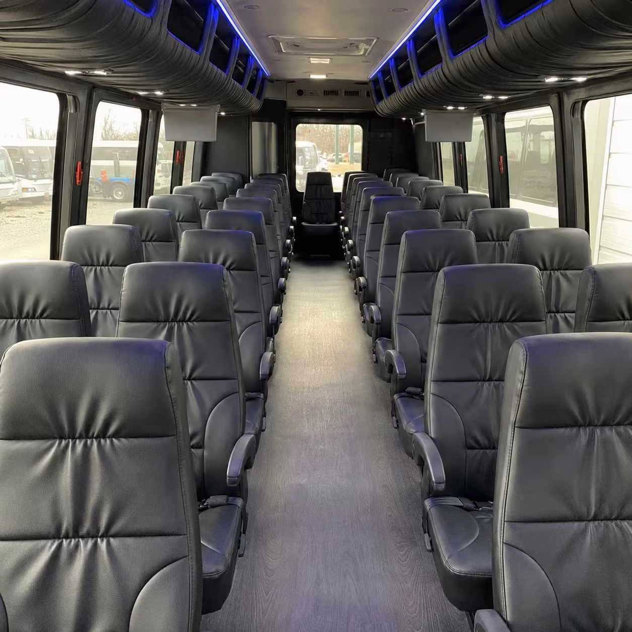 lake forest 25 passenger minibus rental