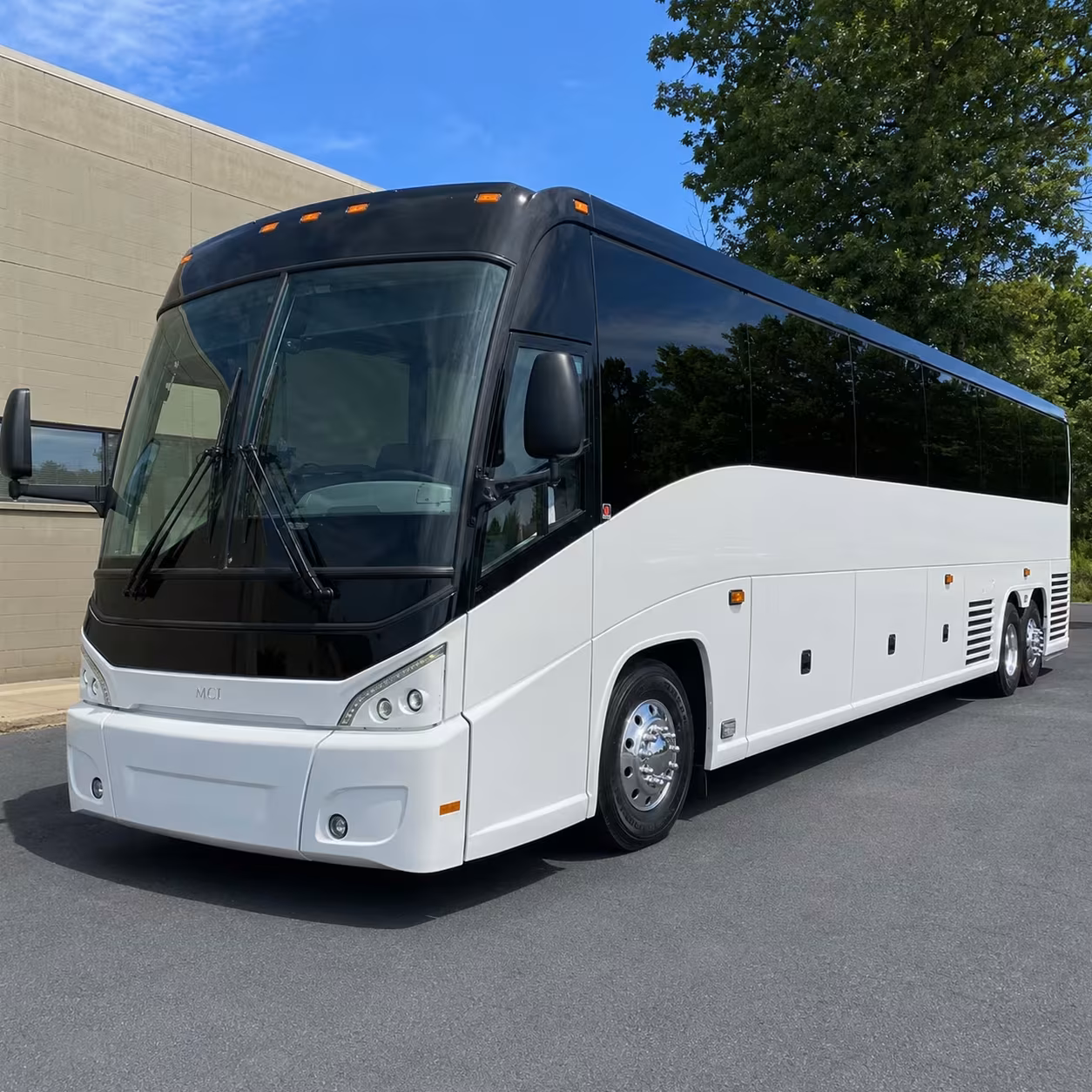 lake forest charter buses to kia forum and crypto com arena