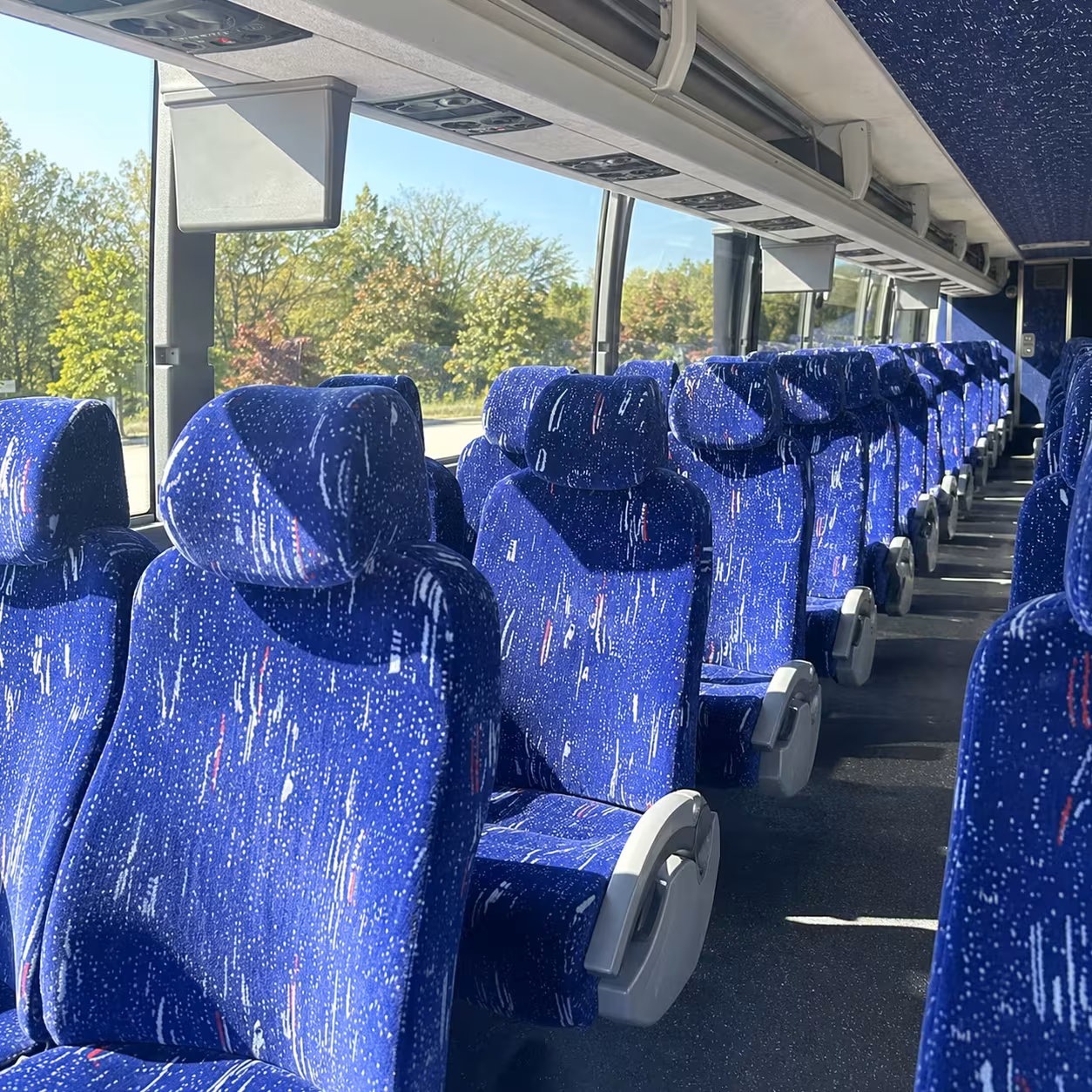 long distance mission trip charter buses from lake forest