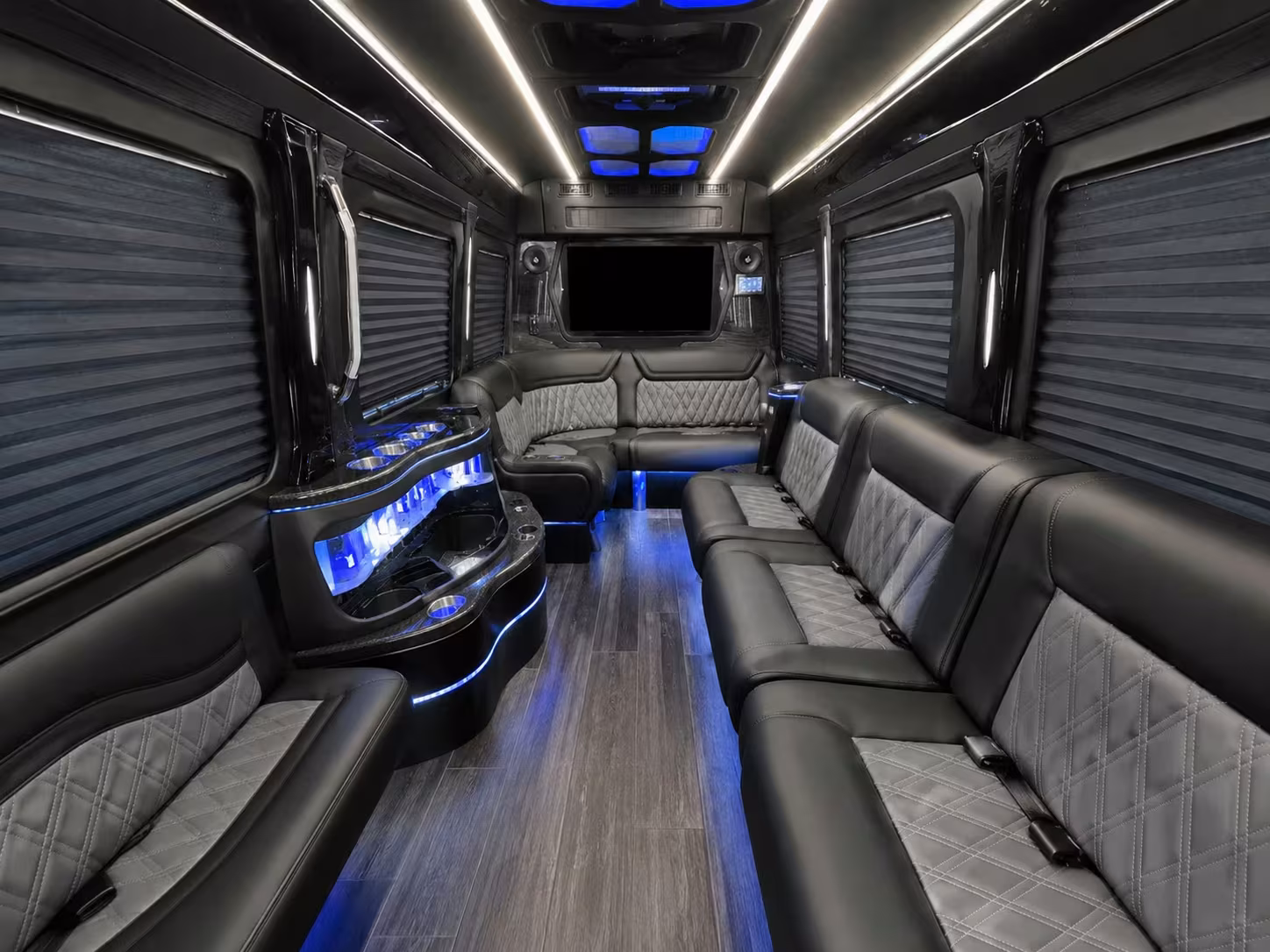 multi day long distance bus rentals from lake forest