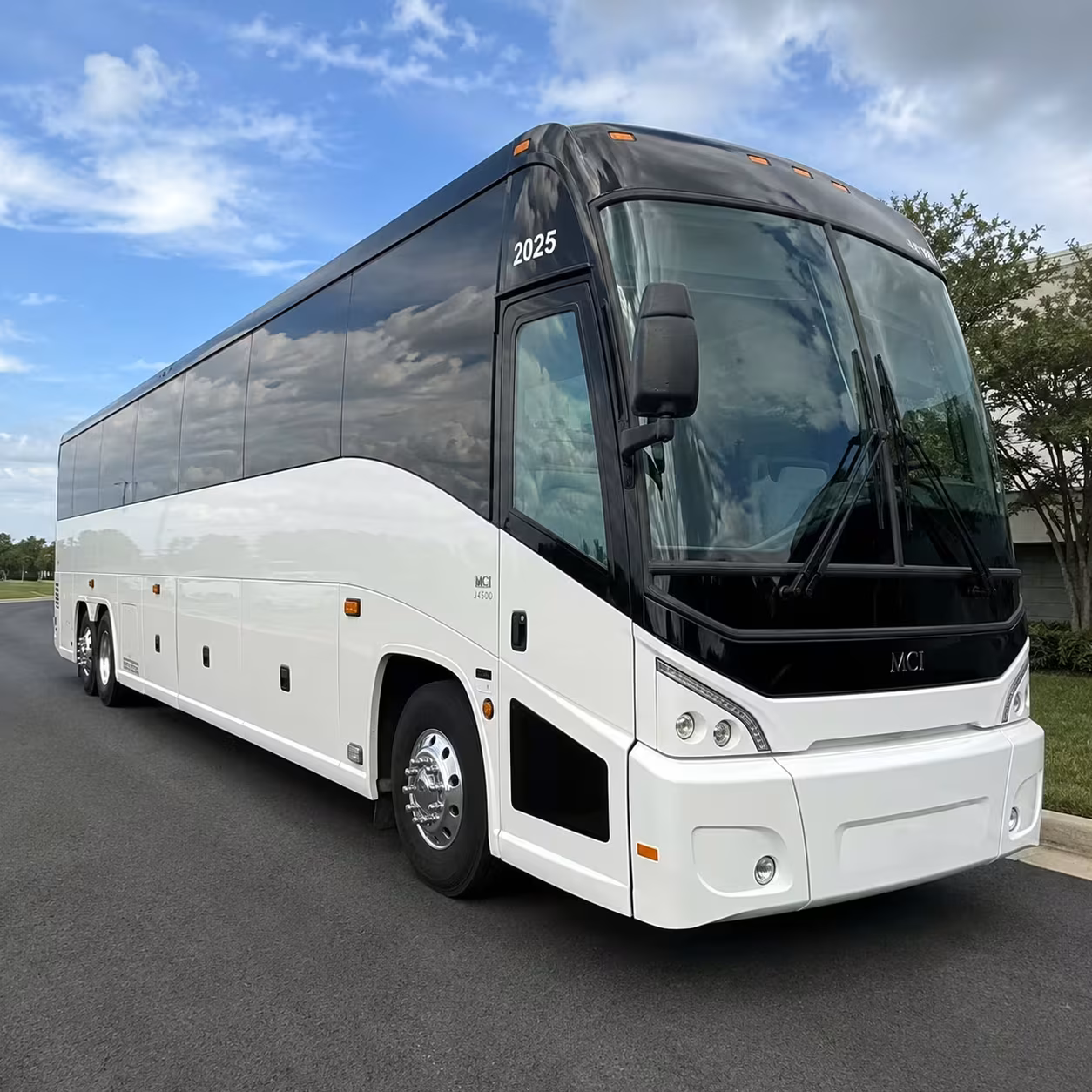 senior ministry and accessible bus rentals in lake forest