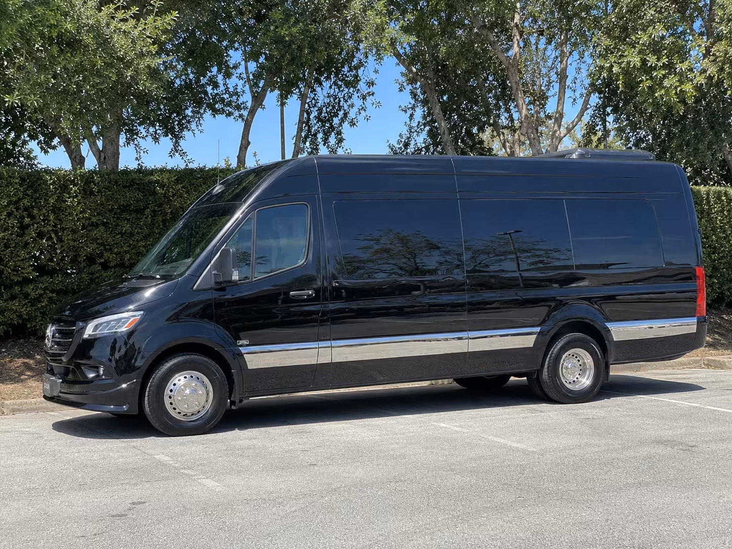 wedding shuttle services bus rentals in lake forest